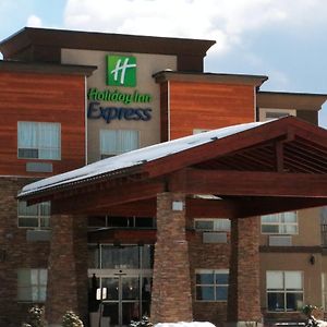 Holiday Inn Express Golden-Kicking Horse By Ihg